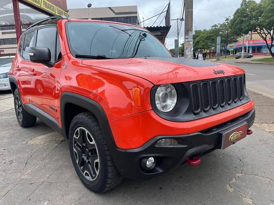 JEEP RENEGADE 2.0 16V TURBO DIESEL TRAILHAWK 4P 4X4 AUTOMÁTICO